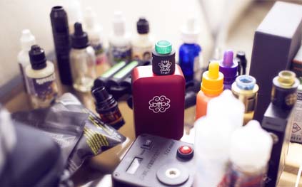 Americans say vaping is as dangerous as cigarettes